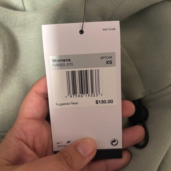 Nike tech hoodie women - Picture 4 of 4